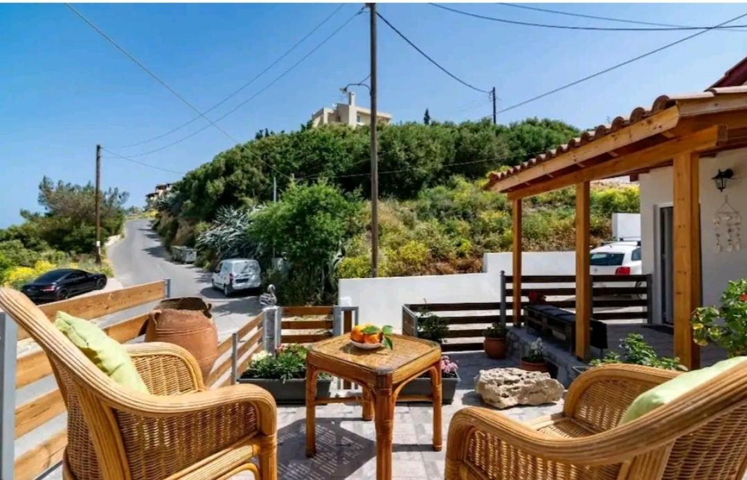The Holiday House 3 Candia Esterno foto