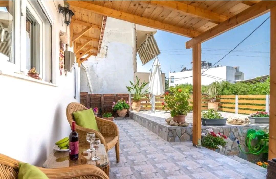 The Holiday House 3 Candia Esterno foto